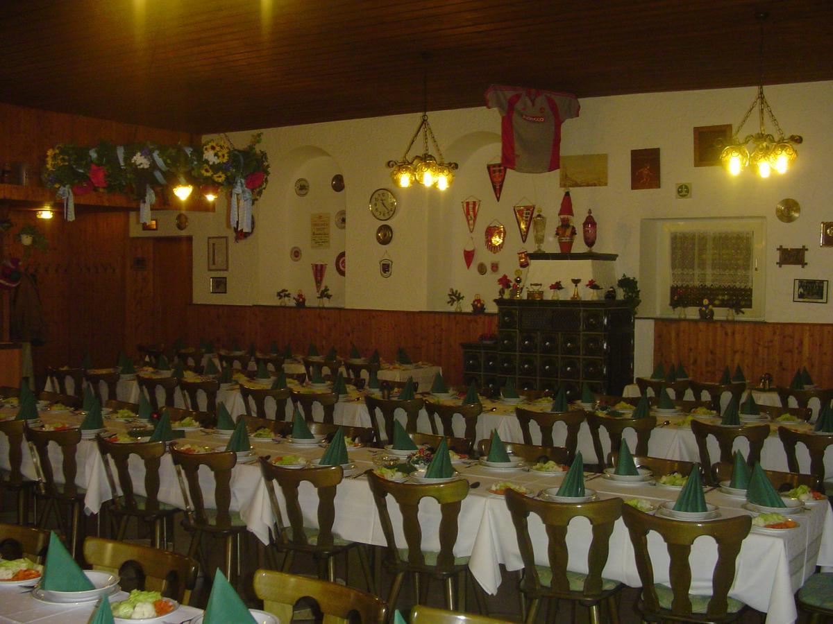 Hotel Bayerischer Hof Wiesau Luaran gambar
